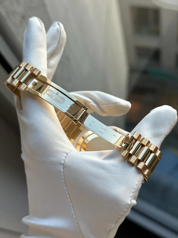 Rolex Day-Date 40 228238